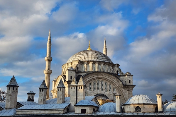 Nuruosmaniye Camii